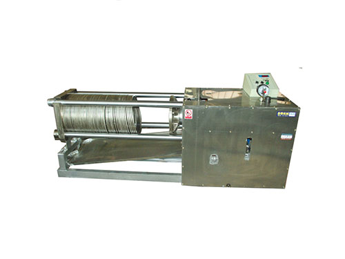 不銹鋼材質(zhì)全自動(dòng)臥式液壓榨油機(jī)DLW-100DS,自動(dòng)壓榨退榨，古法榨油機(jī)